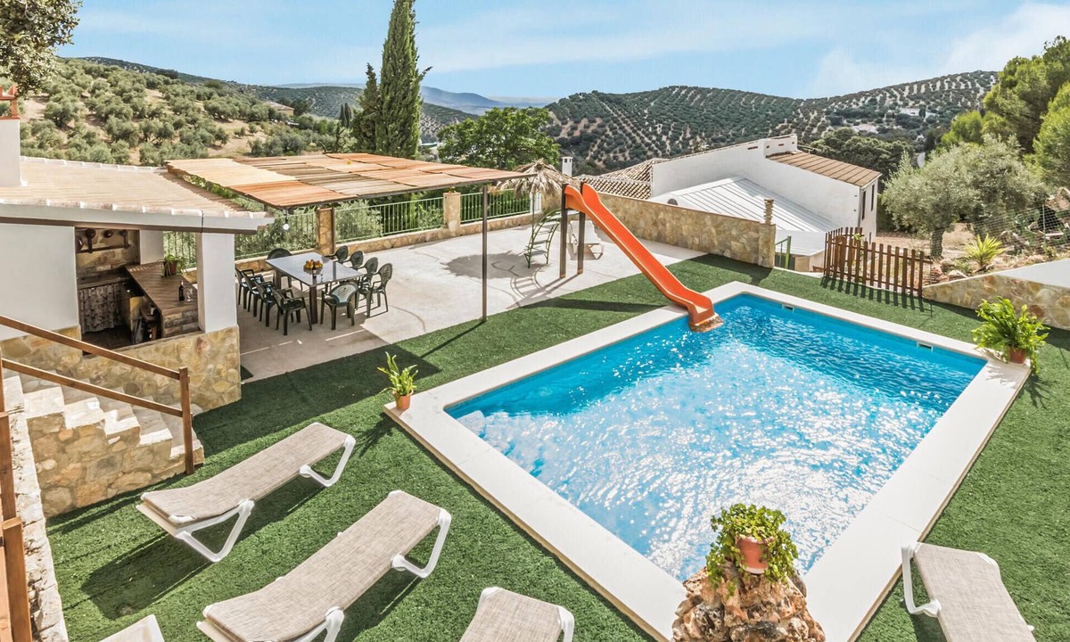Villanueva de Algaidas House | Beautiful home in Villanueva de Algaidas