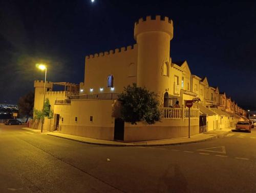 Peligros House | Beautiful Andalusian House Tradition & Confort