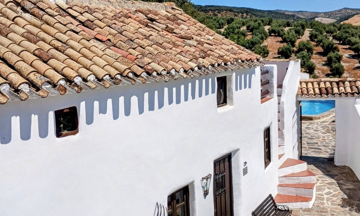 Montefrio House | Beautiful Farmhouse, Private Pool, Stunning Views Free Wifi, Historic Montefrio