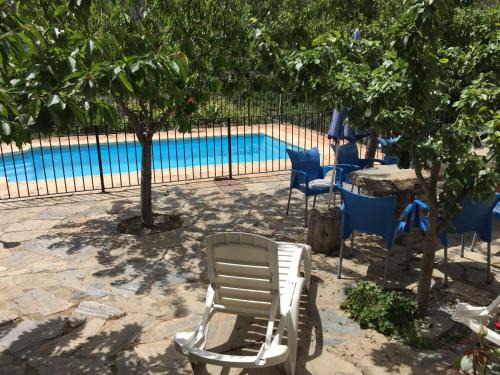 Laroya House | Beautiful holiday home in Laroya with shared pool