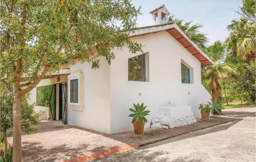 Vallejas House | Beautiful Home In Arcos De La Frontera