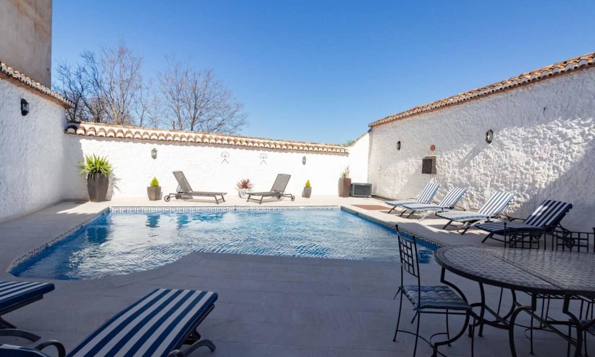 Cozvijar Cottage | Beautiful rural house with swimming pool and barbecue