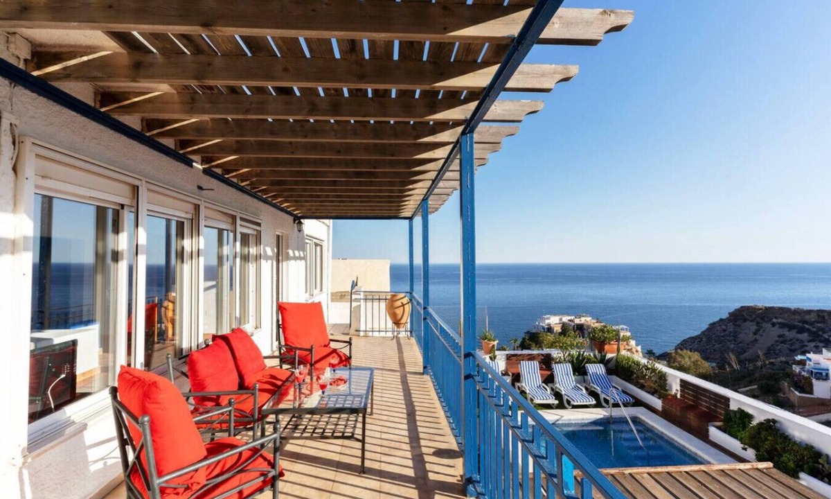 Almeria Villa | Blue House| Pool| Art| BBQ| Peace| Relax