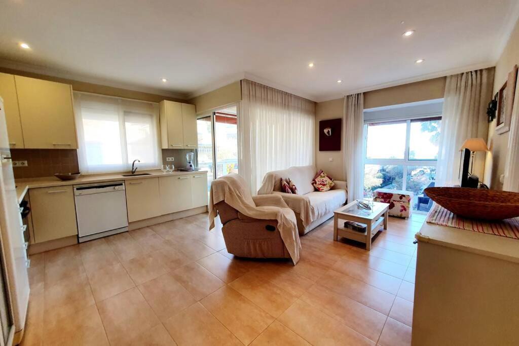 Fuengirola Apartment | Boliches parking & beach