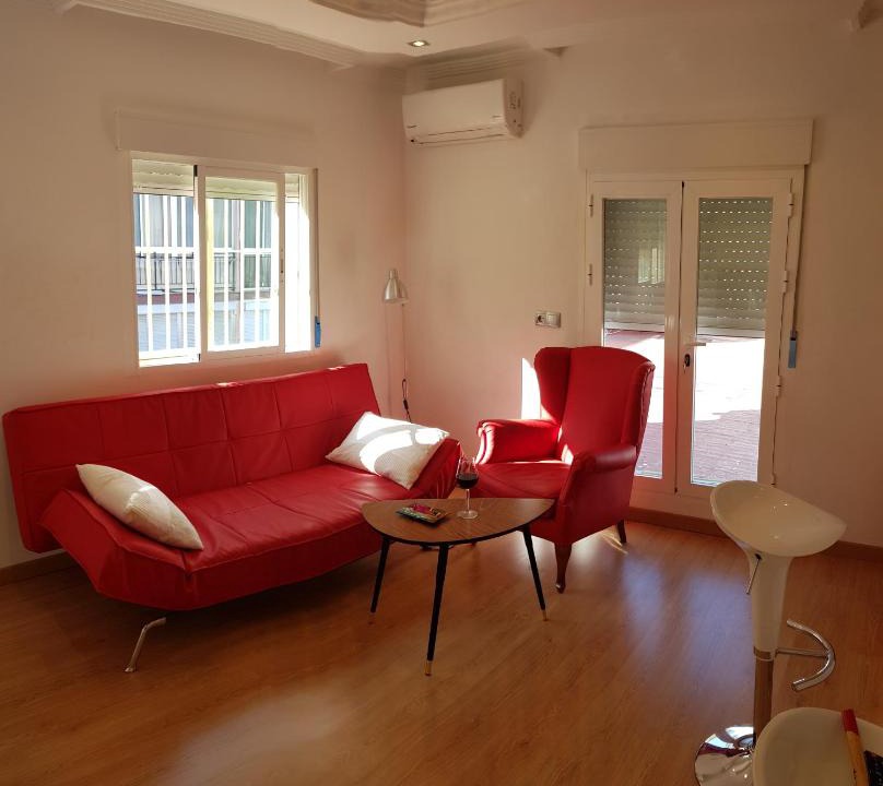 Los Tilos Apartment | Bonito Atico cerca de la Estacion de buses y trenes