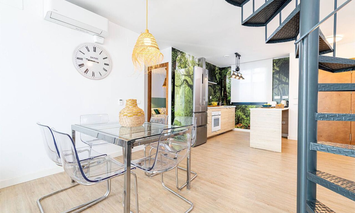San Felipe Neri Apartment | Brisa - Holiday apartment in Malaga City
