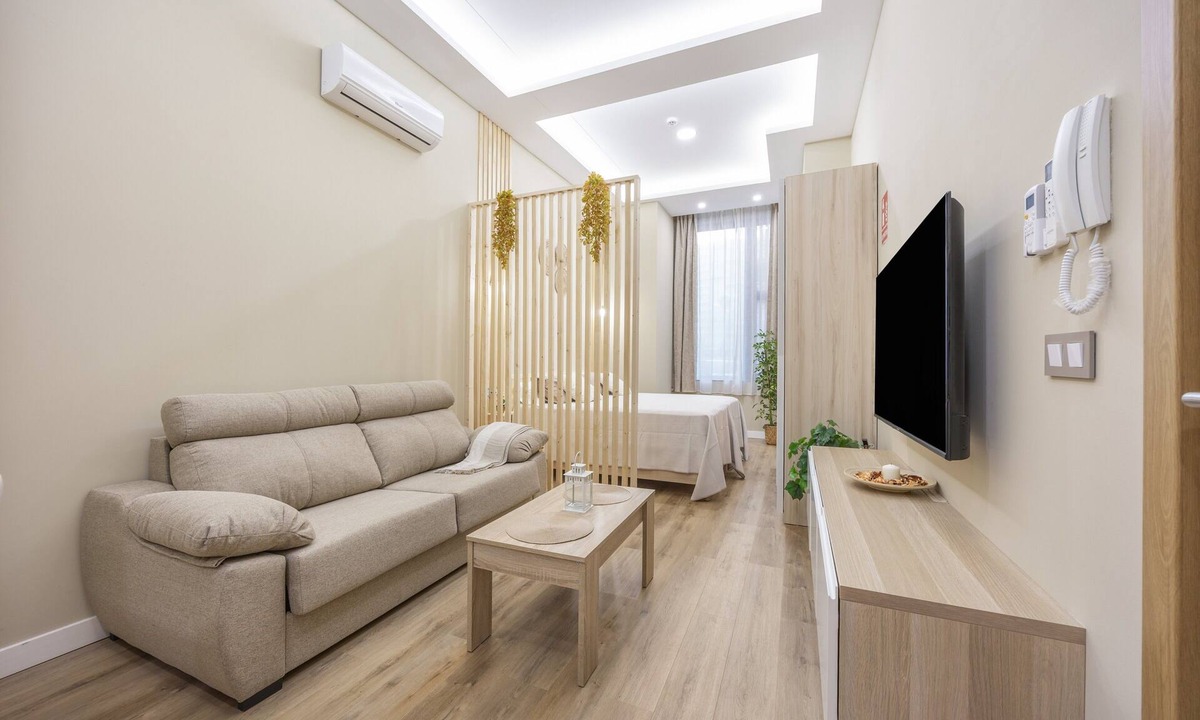 Cadiz Apartment | "Brisas de Cádiz 3" Apartment with Wi-Fi and Air Conditioning