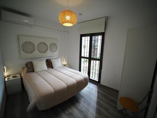 San Basilio Apartment | Calle San Basilio - Patios. Aparcamiento gratis