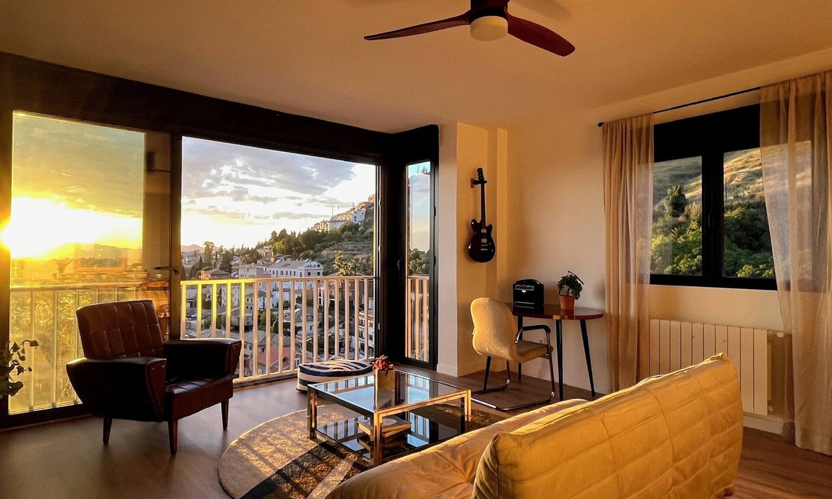 Carretera de la Sierra Apartment | Calm Oasis with Amazing Views in Granada - Nomad & Chill