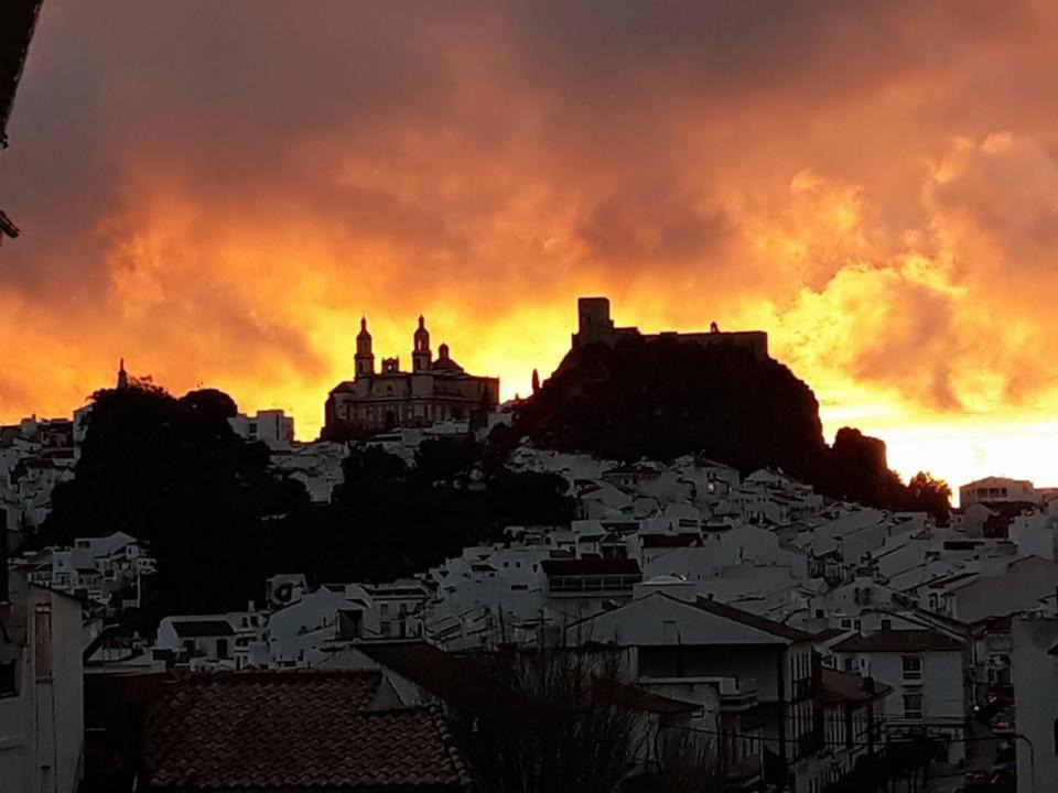 Olvera House | Cama doble Cristina