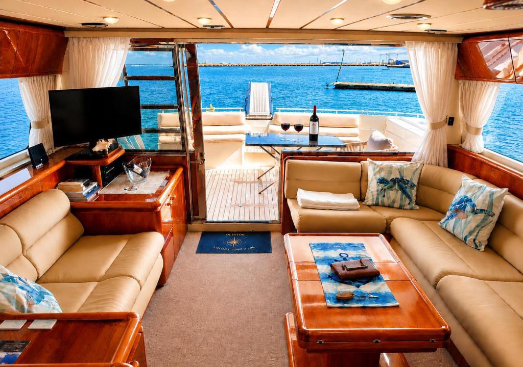 Cadiz Boat Rental | Captain Cangrejo Yacht