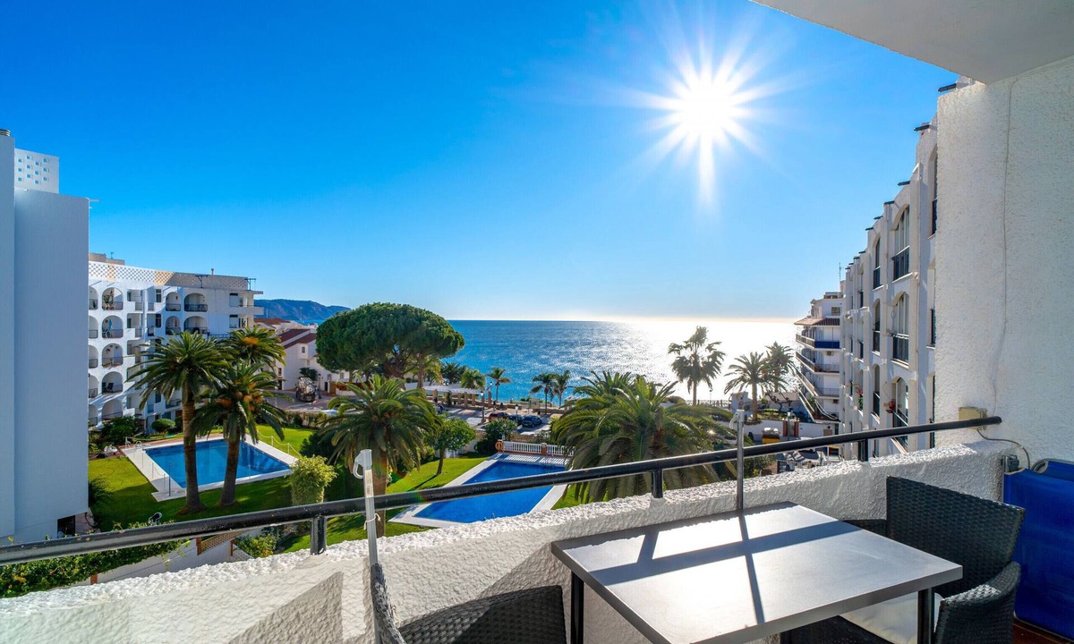 Nerja City Centre Apartment | Carabeo 36 Studio by Casasol