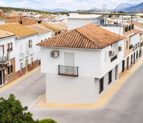 Encinas Reales House | Casa Arcadia Centro de Andalucía