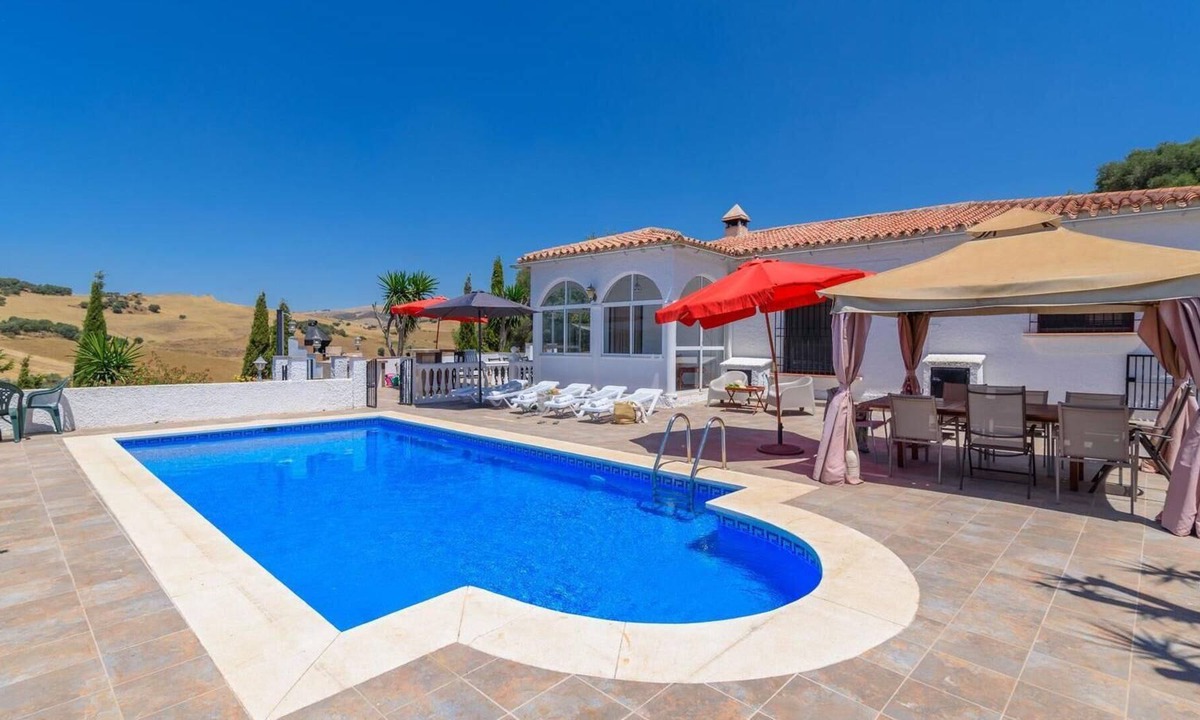 Almogia Villa | Casa Carisma Almogía by Ruralidays