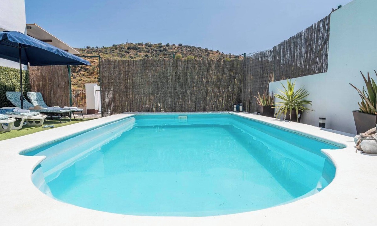 Canillas de Aceituno Villa | Casa Carmela Canillas de Aceituno by Ruralidays