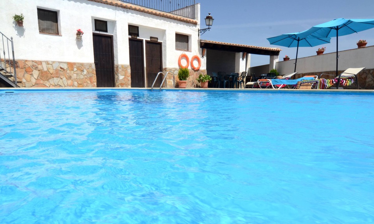 Campocamara Cottage | Casa Castillo Para Disfrutar de un Autentico Espacio Rural