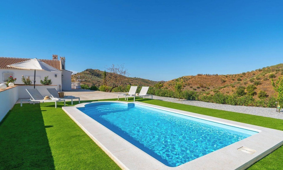Canillas de Albaida Villa | Casa Ceferino Canillas de Albaida by Ruralidays