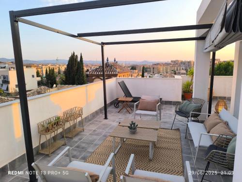 Cervantes House | Casa con jardín, aparcamiento