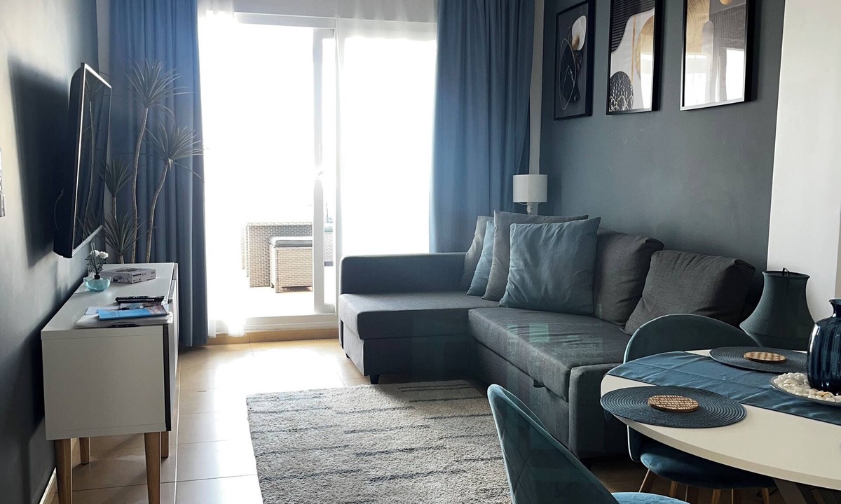 Torre-Pacheco Apartment | Casa de Carlitos, 2-bed apartment with large terrace overlooking golf views