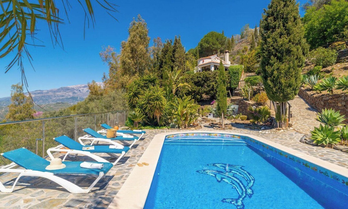 Sayalonga Villa | Casa del Alizé Sayalonga by Ruralidays