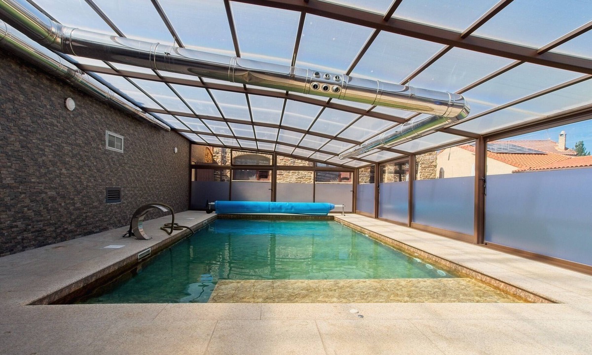Valdespino de Somoza House | Casa Enrique — Heated Pool, Sauna & Camino de Santiago near Astorga
