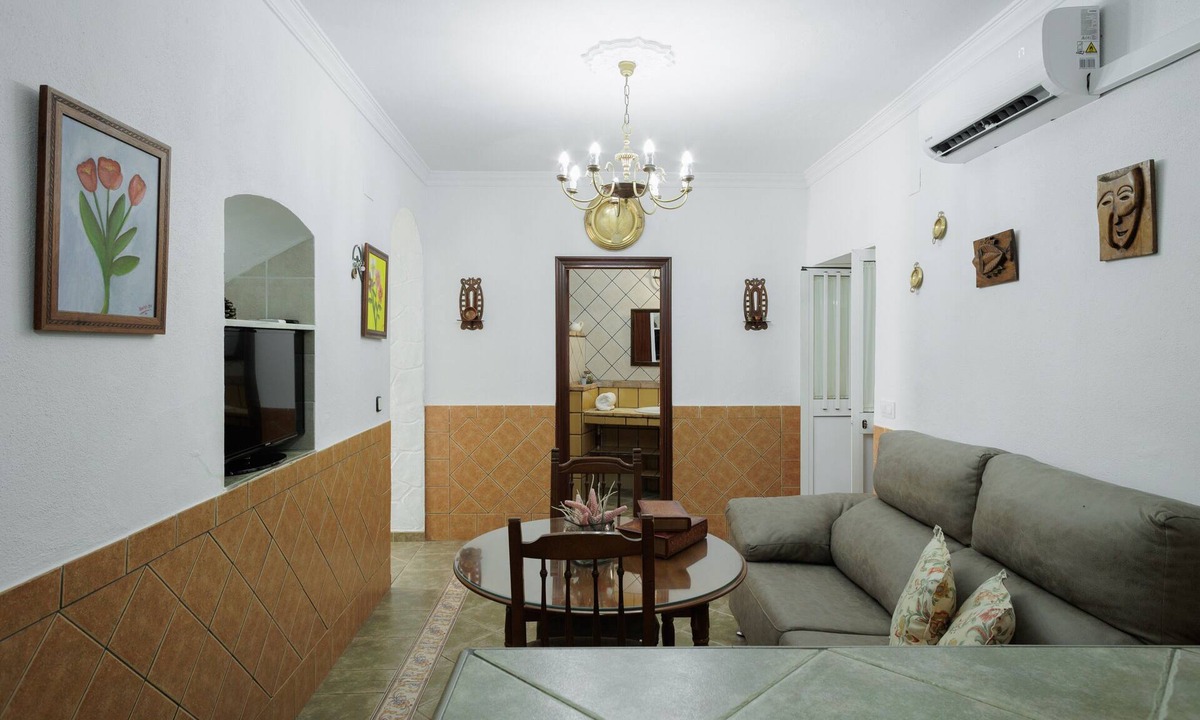 La Puebla de los Infantes Apartment | Casa Rural El Castillo – Historic Retreat with Pool in La Puebla de los Infantes