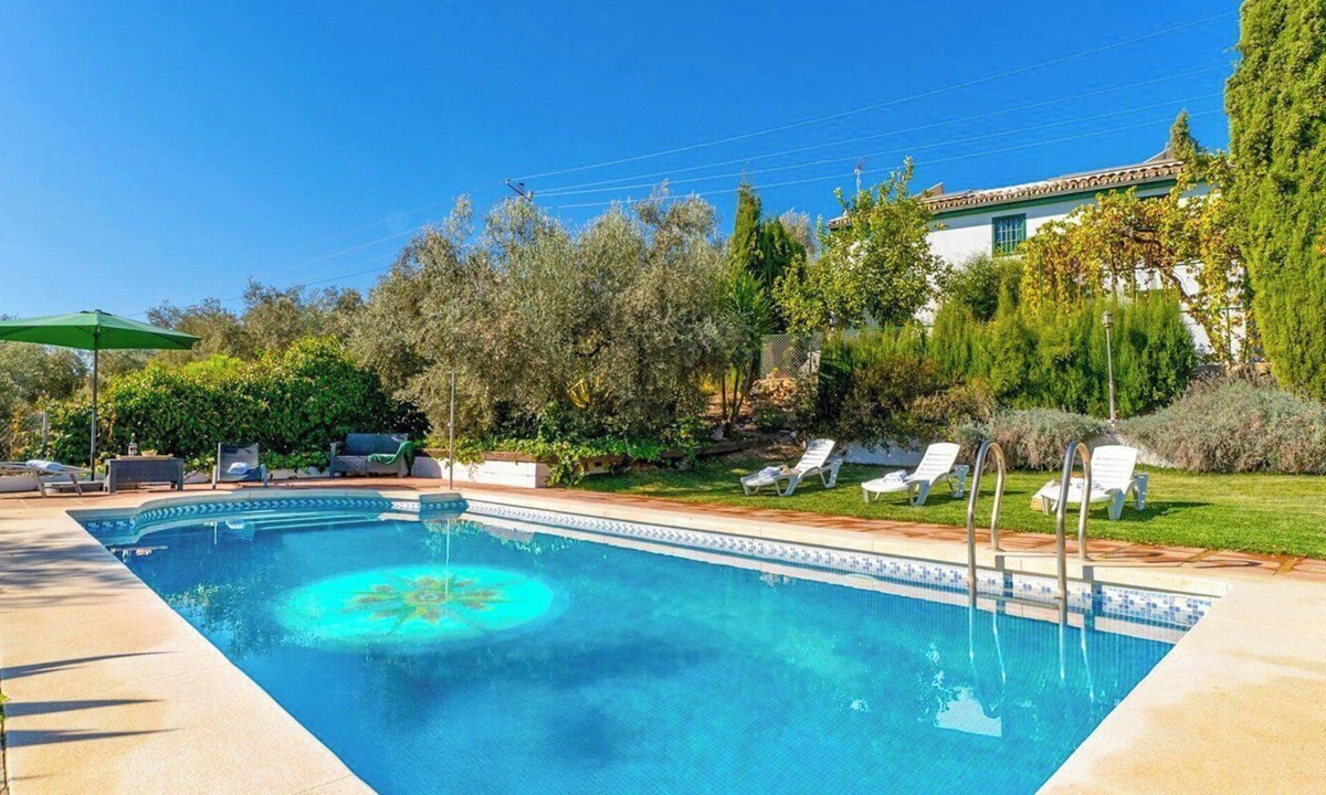 Villanueva de Algaidas Villa | Casa Ginés Iznájar by Ruralidays