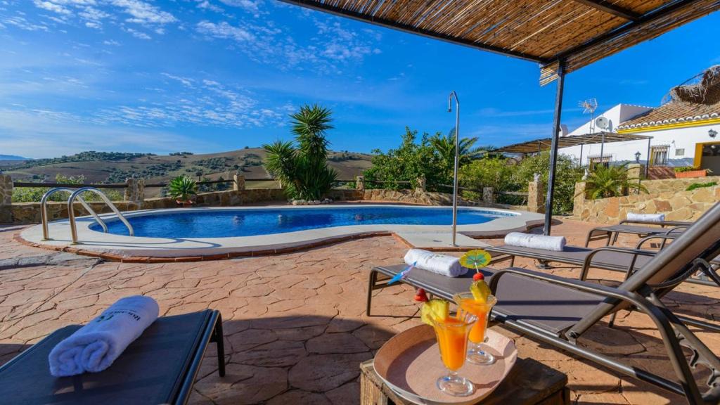 Antequera Villa | Casa Hidalgo Villanueva de la Concepcion by Ruralidays