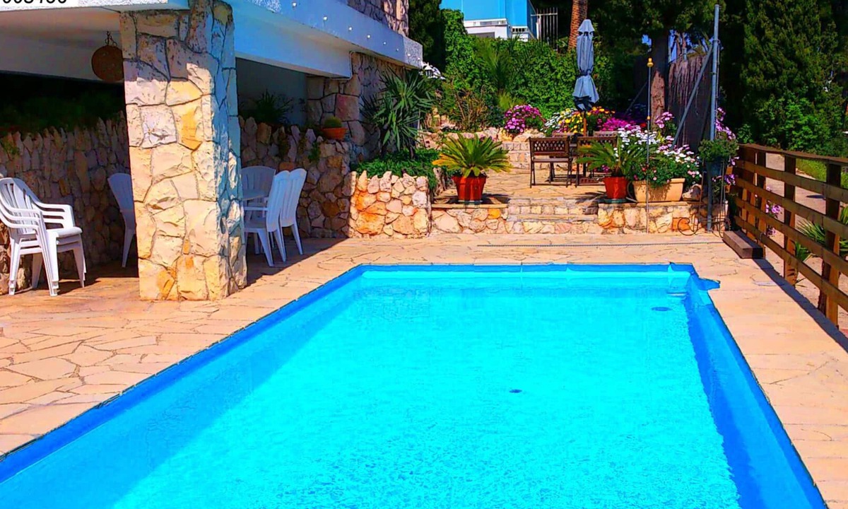 Salou House | Casa Jardi with private swimming pool 1 Km from the beach Golf Port Aventura Ferrari Land
