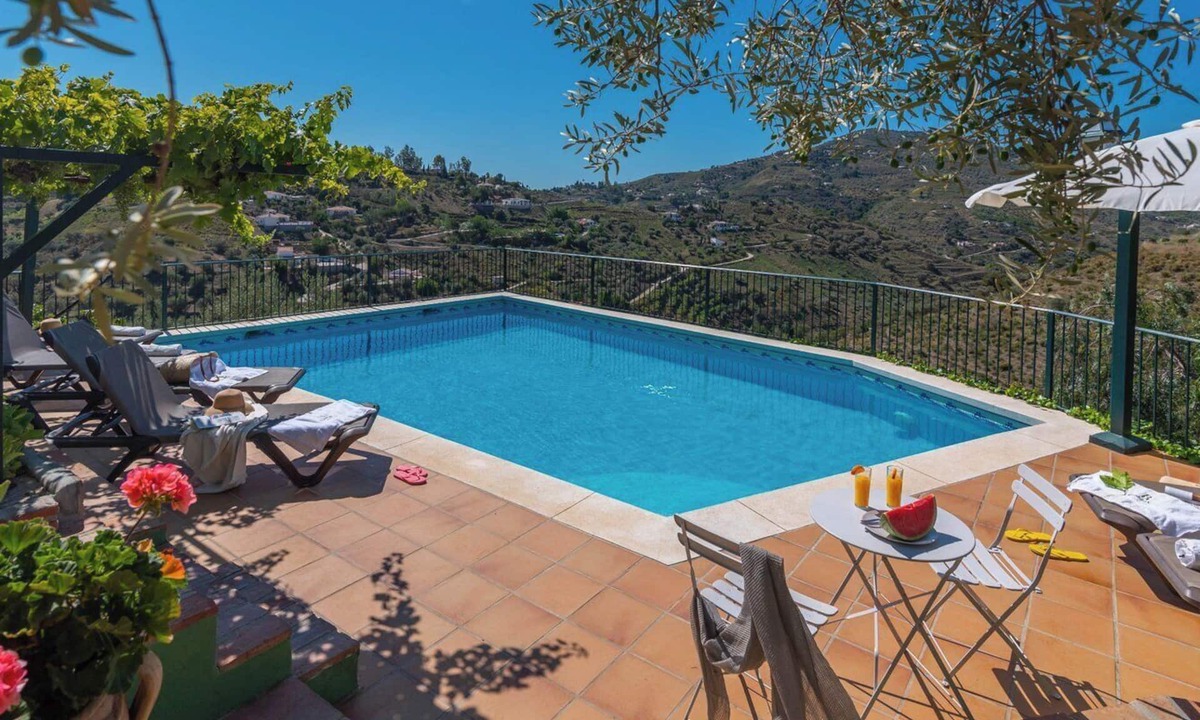 Competa Villa | Casa Jazmín Azul Cómpeta by Ruralidays