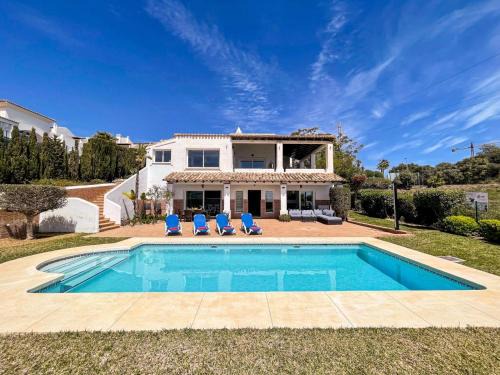 Benalmadena Costa House | Casa Joy - piscina privada barbacoa