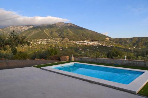 Alcaucin House | Casa La Herriza Larga de Vallesol Rent