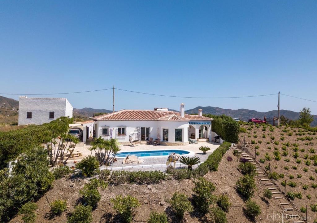 Canillas de Aceituno House | Casa lucía