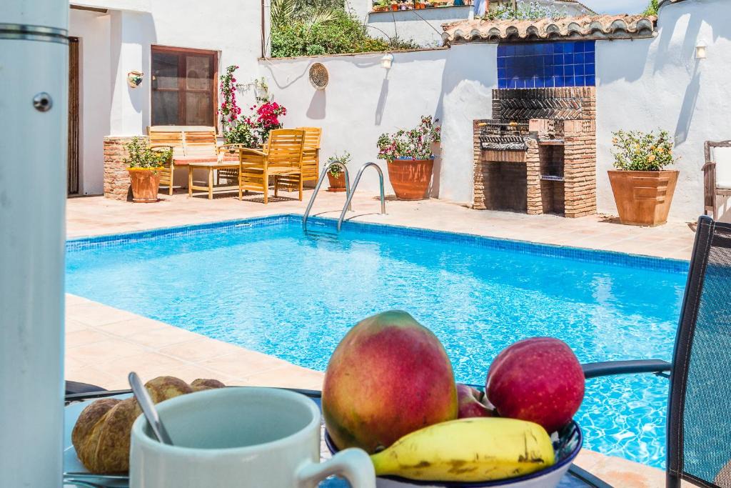 Pinos del Valle House | Casa Luna - Traditional spanish village house with pool