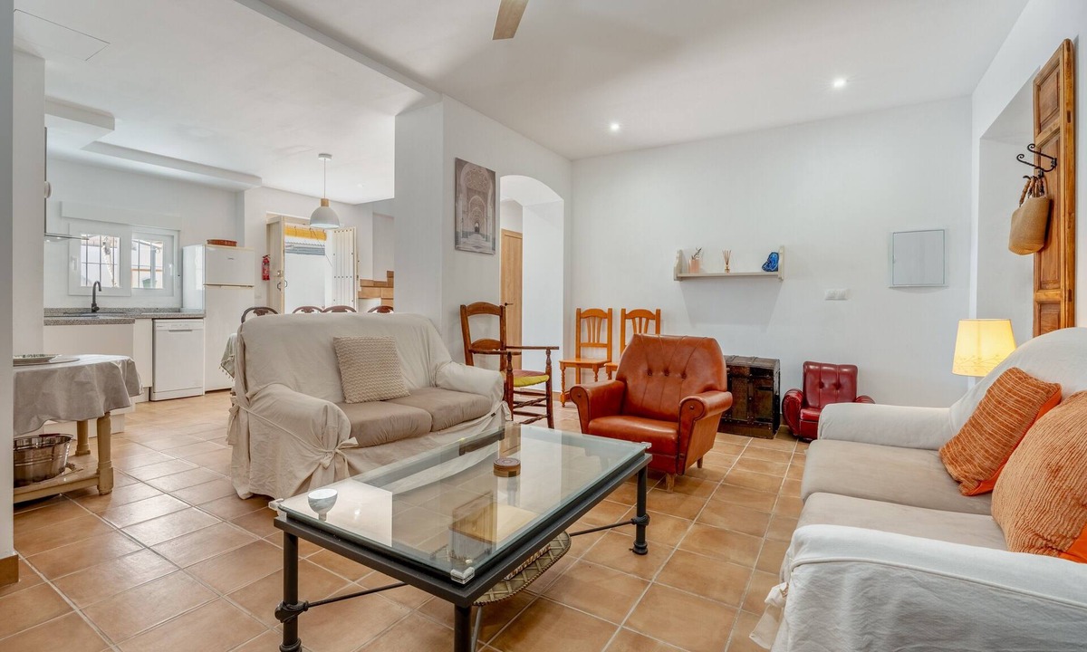 Valderrubio House | Casa Mercedes for Large Families. Air Conditioning