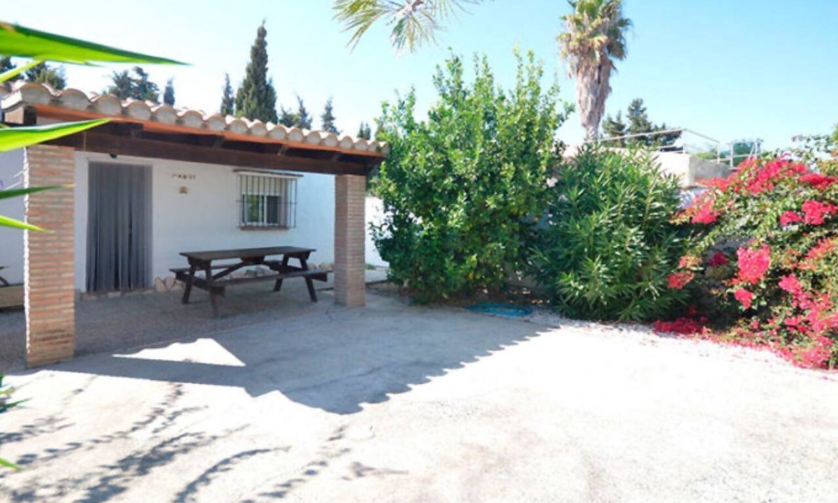 Conil de la Frontera Hotel | Casa Paqui with communal pool