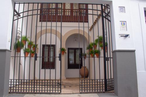 La Catedral House | Casa Patio de los Arcos