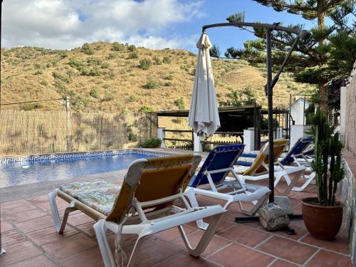 Canillas de Aceituno House | Casa Rosa By Solymar Properties