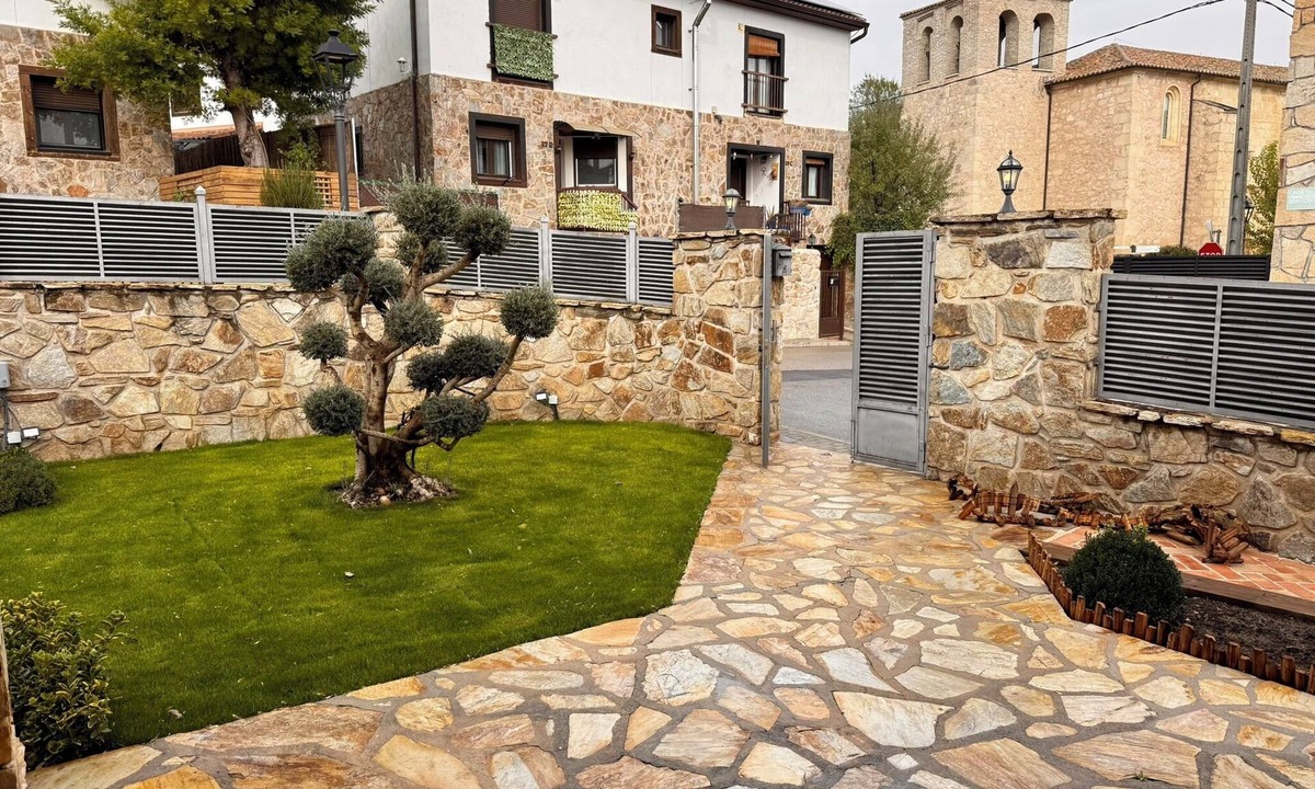 Reduena House | Casa Rosita: luxury and comfort for groups