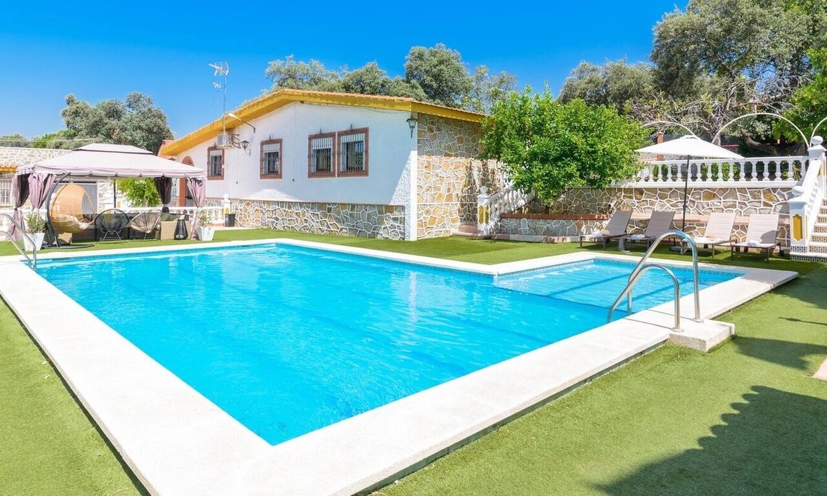 El Garrobo Villa | Casa rural cerca de Aracena Castillo de las Guardas by Ruralidays