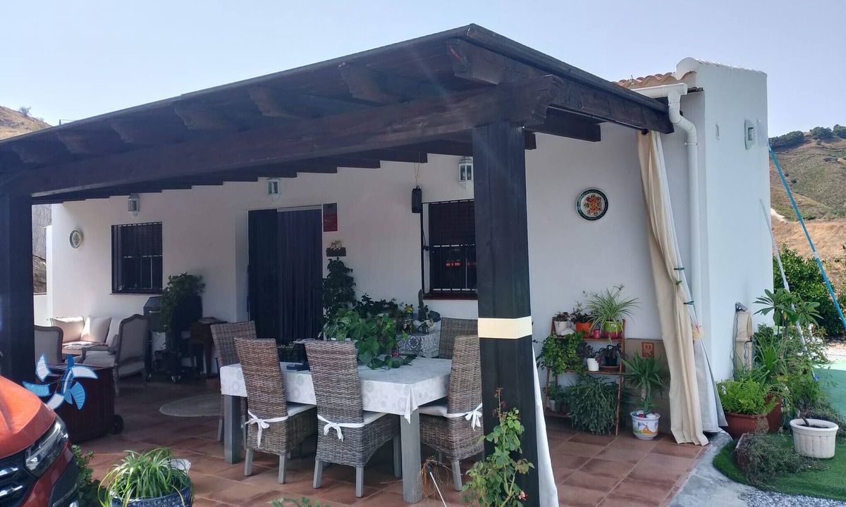 El Borge House | 'Casa Rural Cuesta Málaga' with Mountain Views, Private Pool, and Air Conditioning