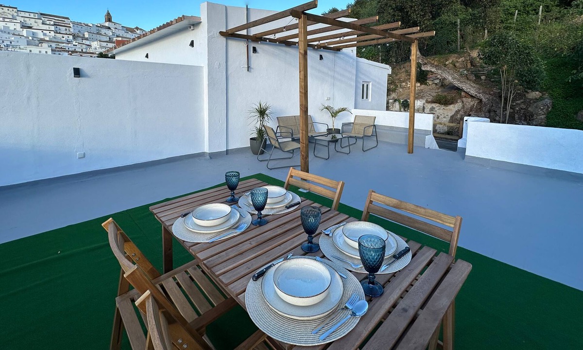 Alcala de los Gazules Apartment | Casa rural Los Alcornocales