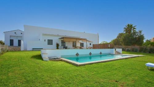 Jerez de la Frontera House | Casa Rural Viña Romanito Jerez de la Frontera by Ruralidays