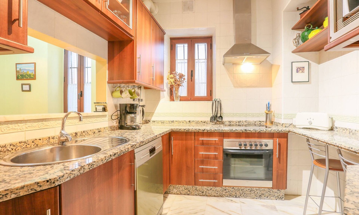 San Bartolome Ski Chalet | Casa Sevillana - Three Bedroom Chalet, Sleeps 4