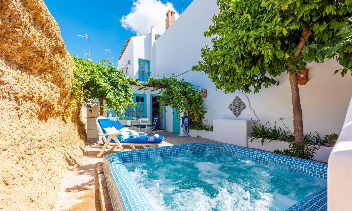 Penaflor House | Casa Spa De La Agueda: Wellness and Relaxation in Peñaflor