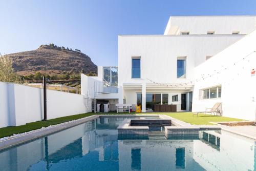 Albolote Villa | Casa vista alegre