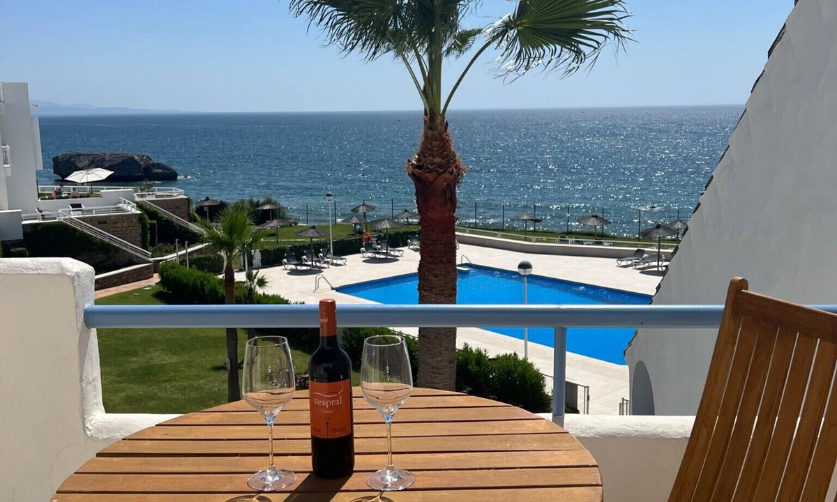 Casares del Mar House | Casares del Mar - Beachside 3 Bed!