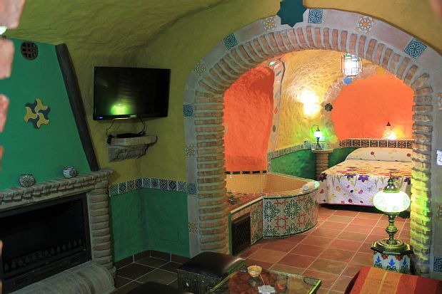 Hinojares Cabin | Casas Cueva Cazorla for 4 people