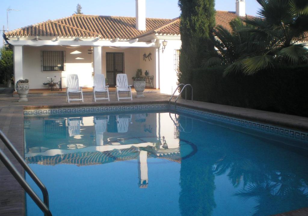 Cazalla De La Sierra House | Casas del Madroño