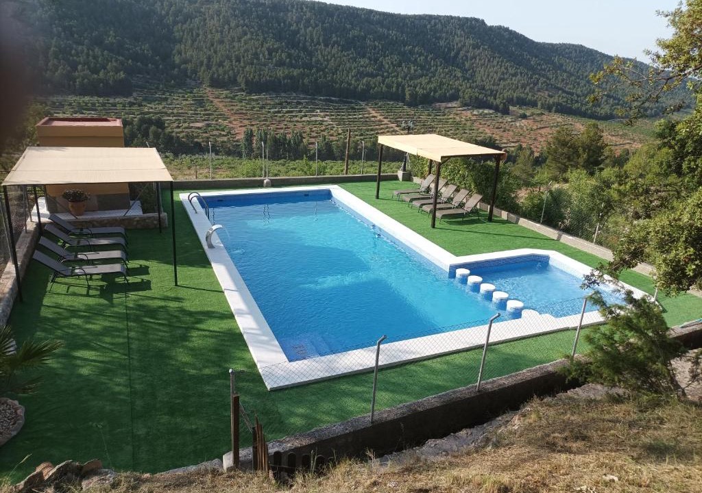 Otos House | Casas Rurales Ivan El Penas